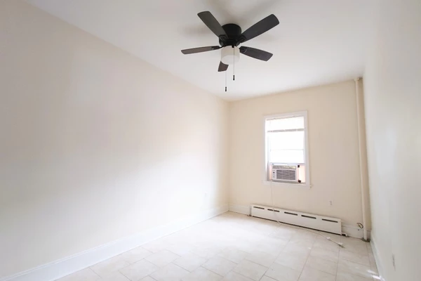 2 bedrooms apartment for rent in Astoria - Queens, New York