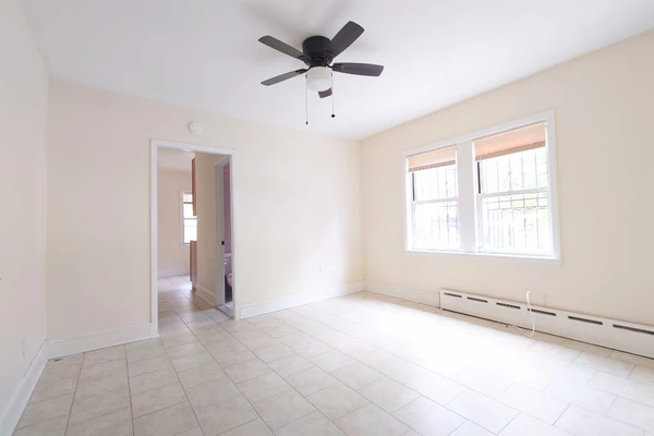 2 bedrooms apartment for rent in Astoria - Queens, New York