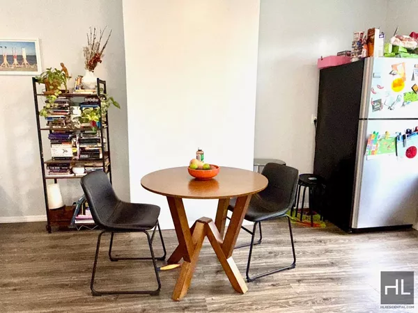 3 bedrooms apartment for rent in Astoria - Queens, New York