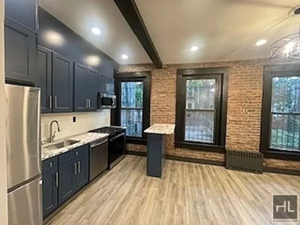 2 bedrooms apartment for rent in East New York - Brooklyn, New York