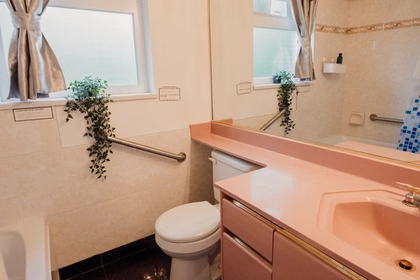 Coliving in Dunbar Southlands - South Van, Vancouver