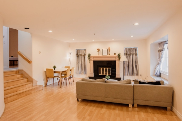 Coliving in Dunbar Southlands - South Van, Vancouver