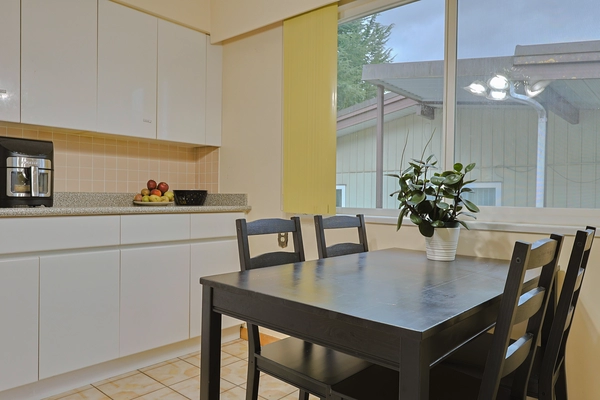 Coliving in Killarney - East Van, Vancouver