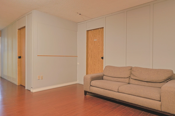Coliving in Killarney - East Van, Vancouver