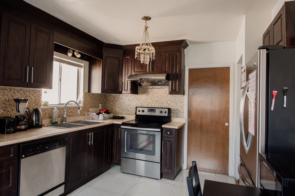 Coliving in Marpole - South Van, Vancouver