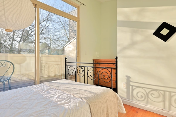 Coliving in Mount Pleasant - East Van, Vancouver