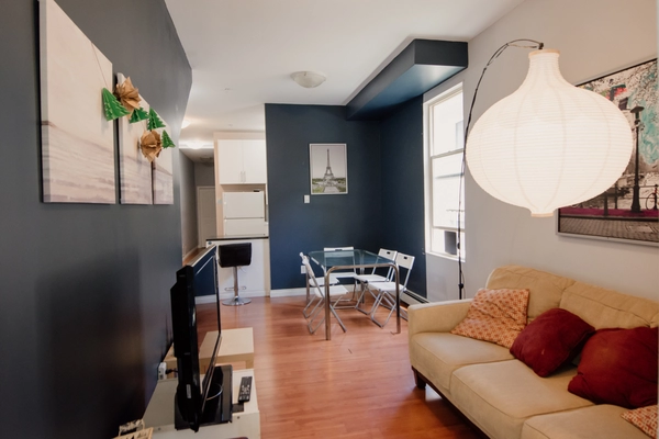 Coliving in Mount Pleasant - East Van, Vancouver