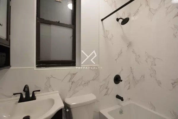 2 bedrooms apartment for rent in Ridgewood - Queens, New York