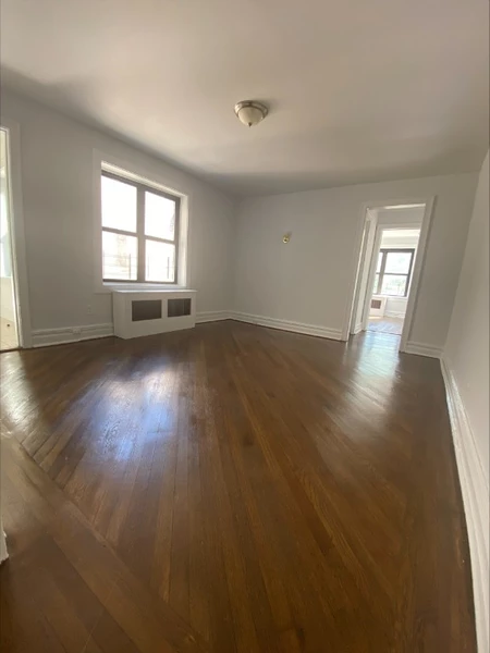 2 bedrooms apartment for rent in Pelham Bay - The Bronx, New York