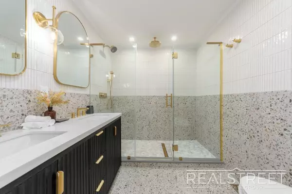 3 bedrooms apartment for rent in Williamsburg - Brooklyn, New York