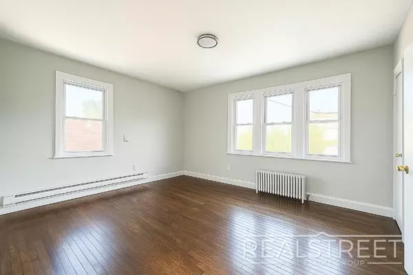 3 bedrooms apartment for rent in The Bronx - The Bronx, New York