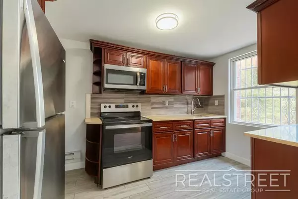 3 bedrooms apartment for rent in The Bronx - The Bronx, New York