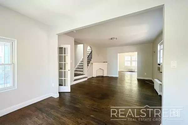 3 bedrooms apartment for rent in The Bronx - The Bronx, New York