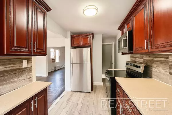 3 bedrooms apartment for rent in The Bronx - The Bronx, New York