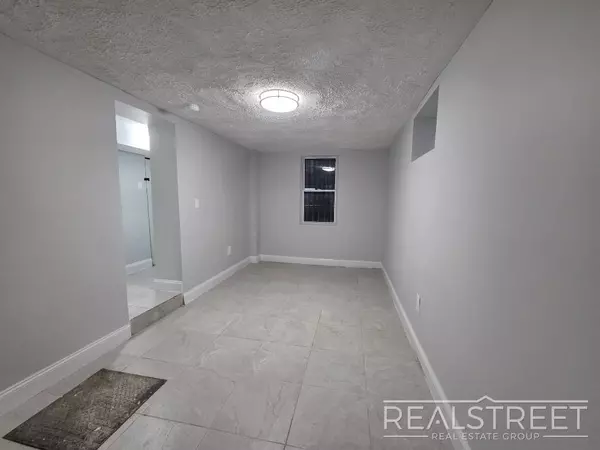 3 bedrooms apartment for rent in The Bronx - The Bronx, New York