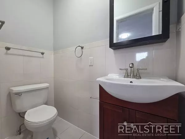 3 bedrooms apartment for rent in The Bronx - The Bronx, New York