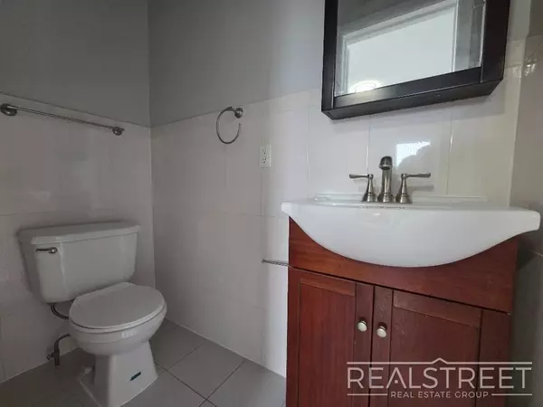 3 bedrooms apartment for rent in The Bronx - The Bronx, New York
