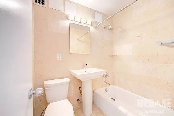 3 bedrooms apartment for rent in Upper West Side - Manhattan, New York