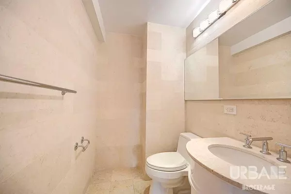 3 bedrooms apartment for rent in Upper West Side - Manhattan, New York