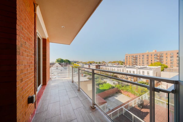 3 bedrooms apartment for rent in Gravesend / Bath Beach - Brooklyn, New York