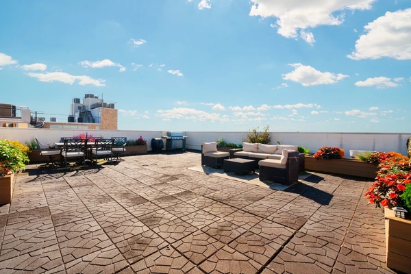 3 bedrooms apartment for rent in Gravesend / Bath Beach - Brooklyn, New York