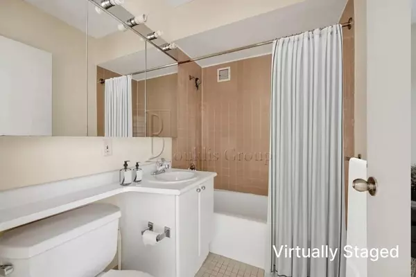 3 bedrooms apartment for rent in Downtown Brooklyn - Brooklyn, New York