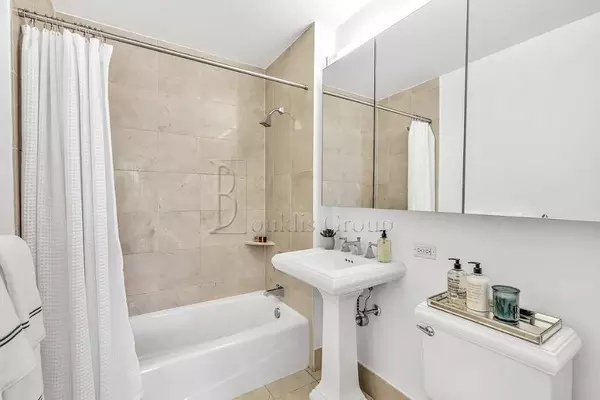 2 bedrooms apartment for rent in Battery Park - Manhattan, New York