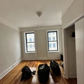 Room for rent in LIC #1
