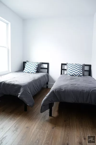 3 bedrooms apartment for rent in LIC - Queens, New York