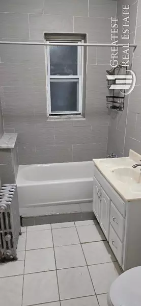 3 bedrooms apartment for rent in East Flatbush - Brooklyn, New York