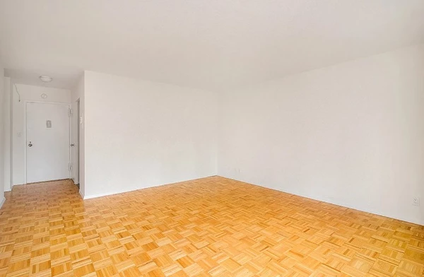 Studio Apartment for rent in Midtown West - Manhattan, New York