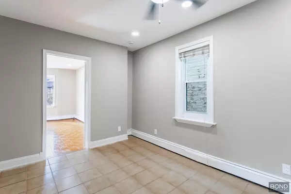 Studio Apartment for rent in Ridgewood - Queens, New York