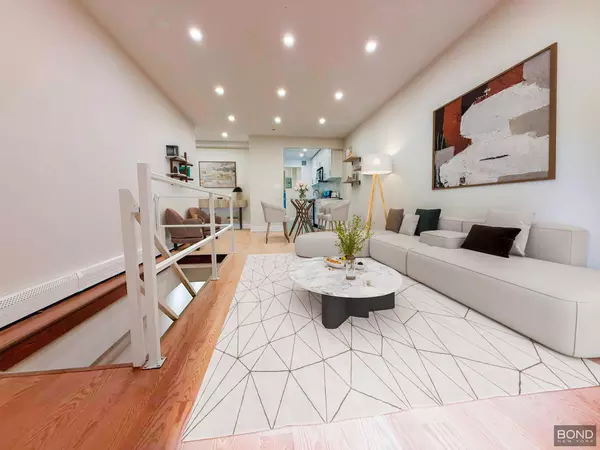 3 bedrooms apartment for rent in East Village - Manhattan, New York