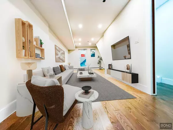 3 bedrooms apartment for rent in East Village - Manhattan, New York