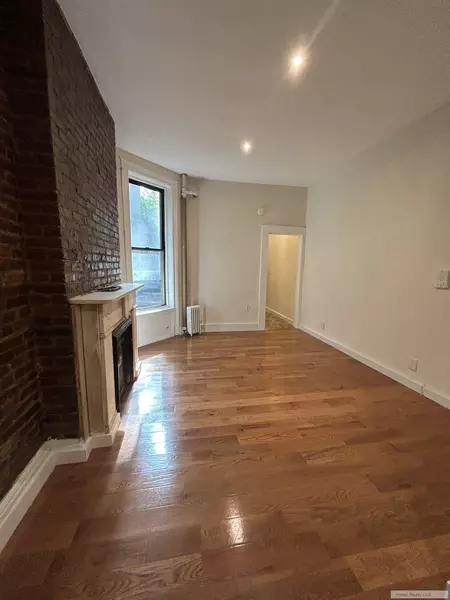 3 bedrooms apartment for rent in Midtown West - Manhattan, New York