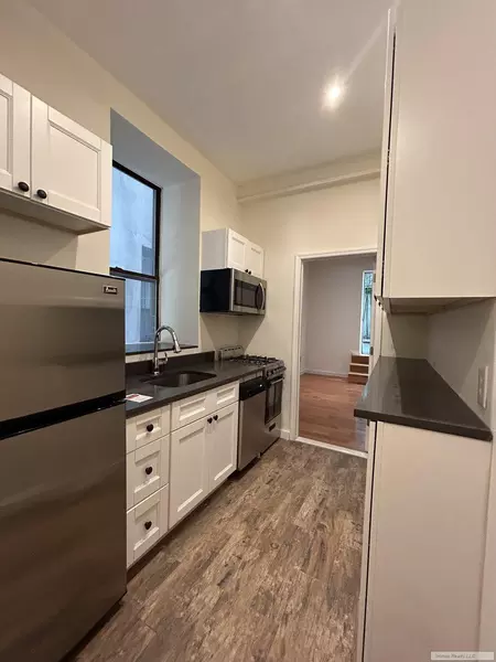 3 bedrooms apartment for rent in Midtown West - Manhattan, New York