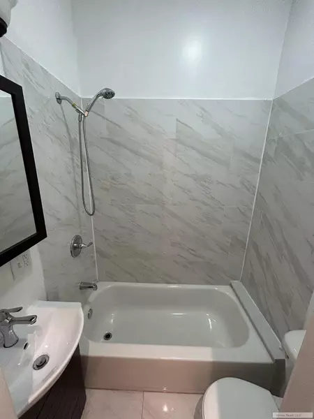 3 bedrooms apartment for rent in Midtown West - Manhattan, New York