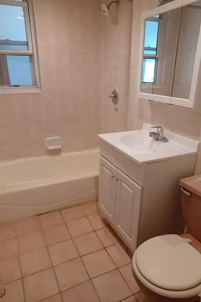 2 bedrooms apartment for rent in Sunnyside - Queens, New York