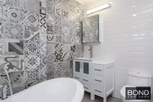 2 bedrooms apartment for rent in Astoria - Queens, New York