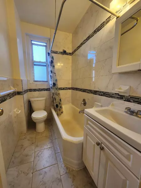 1 bedroom apartment for rent in Elmhurst - Queens, New York