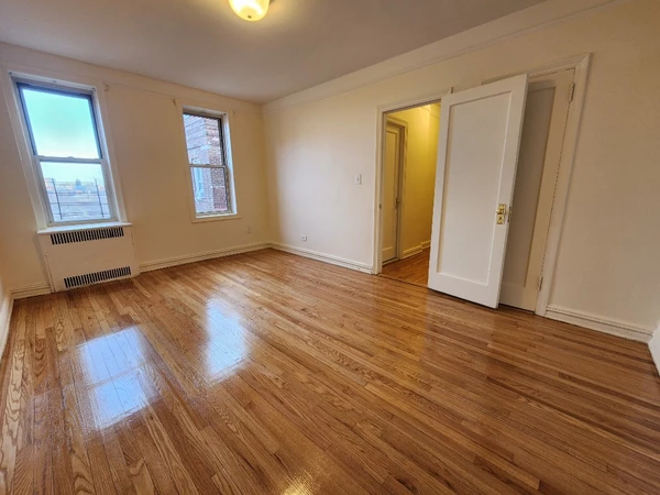 1 bedroom apartment for rent in Elmhurst - Queens, New York