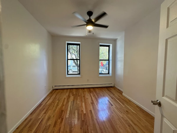 2 bedrooms apartment for rent in Red Hook - Brooklyn, New York