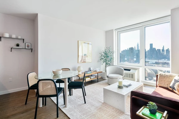 2 bedrooms apartment for rent in LIC - Queens, New York