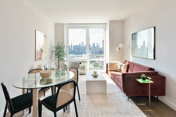 2 bedrooms apartment for rent in LIC - Queens, New York