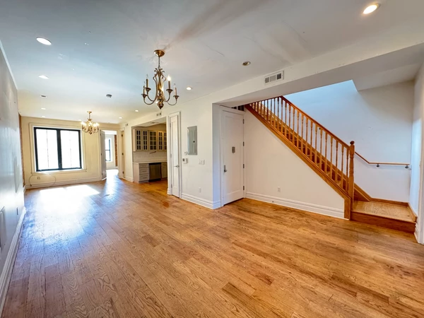 7 bedrooms apartment for rent in Crown Heights - Brooklyn, New York