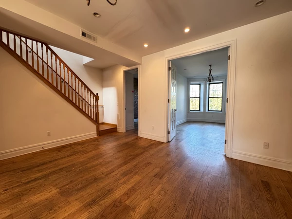 7 bedrooms apartment for rent in Crown Heights - Brooklyn, New York