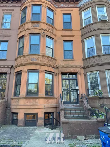 7 bedrooms apartment for rent in Crown Heights - Brooklyn, New York