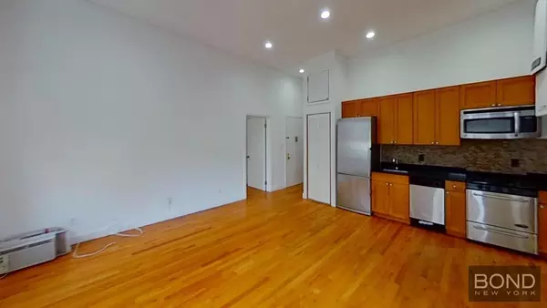 3 bedrooms apartment for rent in East Village - Manhattan, New York