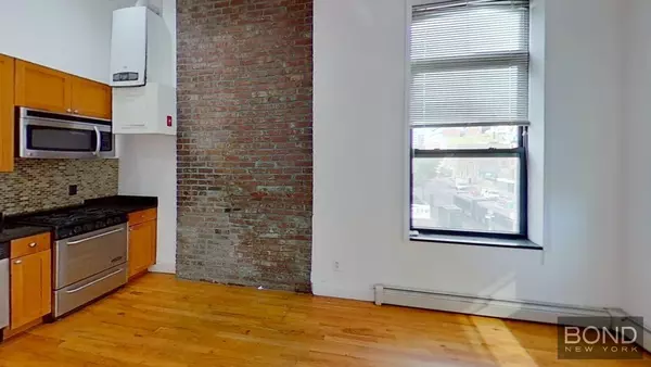 3 bedrooms apartment for rent in East Village - Manhattan, New York