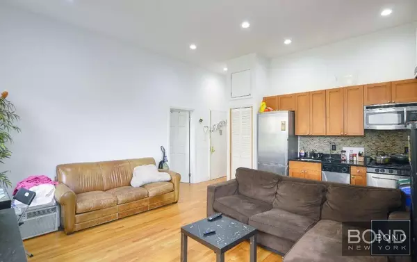 3 bedrooms apartment for rent in East Village - Manhattan, New York
